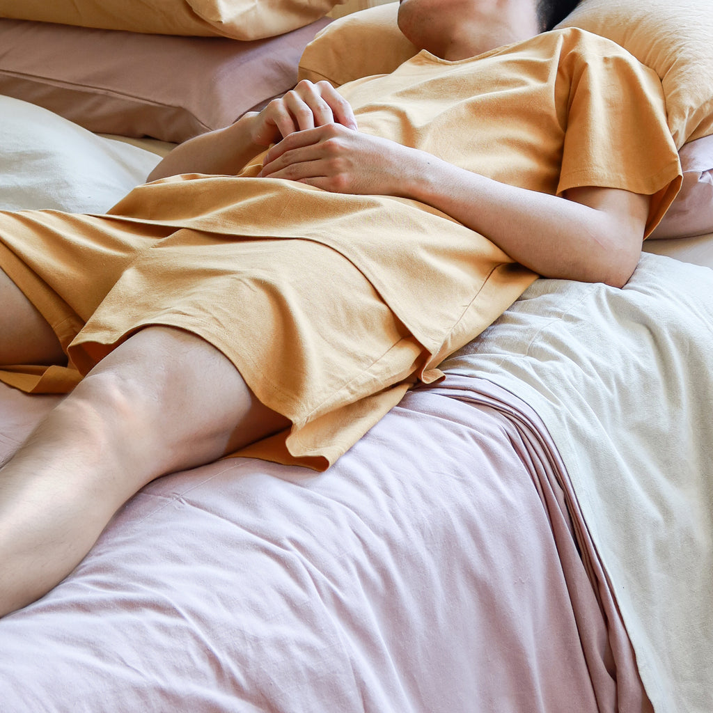 ชุดนอนคอวีผู้ชาย Summer Sleep