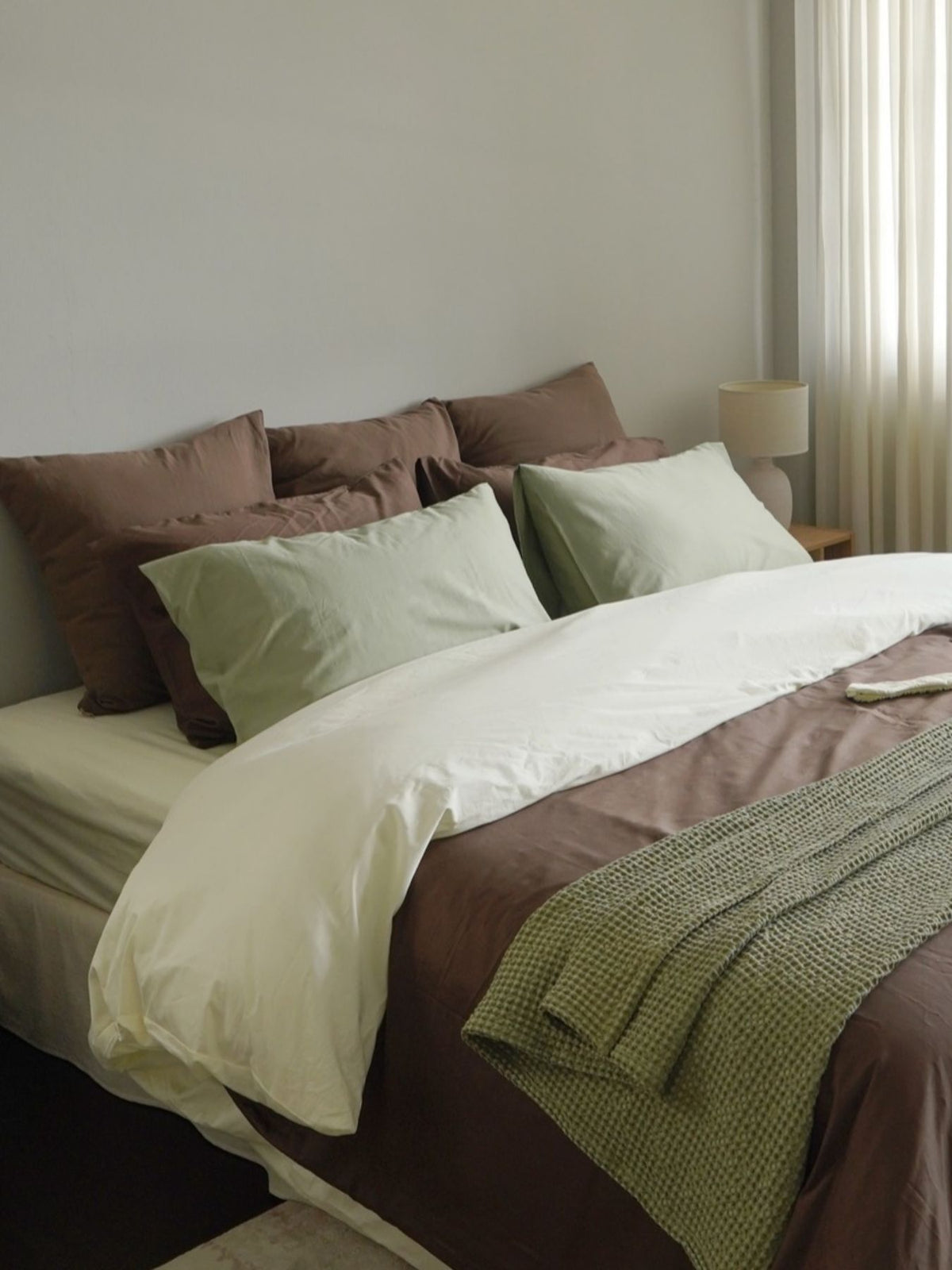 ชุดผ้าปูที่นอน Silky Cotton Mint Green + Chocolate